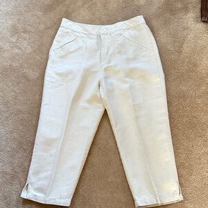 Liz Claiborne Cream Cropped Ankle Pants